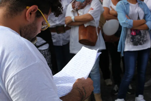 "Marcia per la vita "em Mondragone, Itália. Protesto do povo — Fotografia de Stock