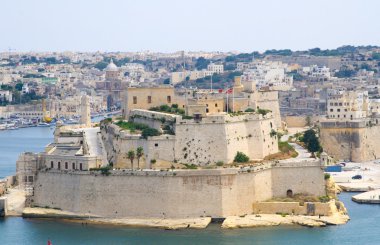 üst barrakka bahçeleri görüldüğü gibi fort st elmo