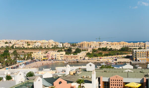 Widok na wybrzeże i architektura z Malty — Zdjęcie stockowe