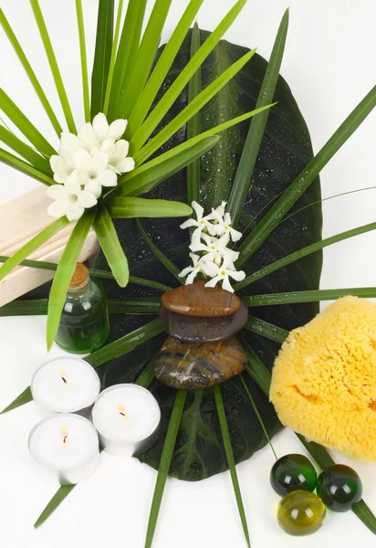 Accessories for spa with flowers of jasmine — Stock Photo, Image