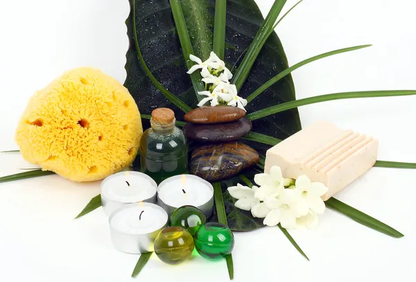 Accessories for spa with flowers of jasmine — Stock Photo, Image