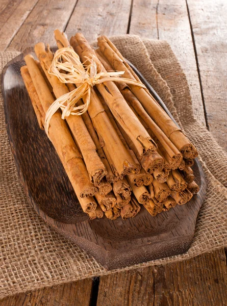 Bunch of Ceylon cinnamon — Stock Photo, Image