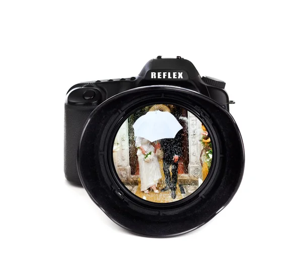 Digital photo camera with groom and bride — Stock Photo, Image