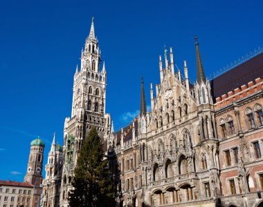 marienplatz Münih ile Noel ağacı