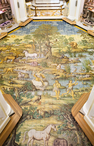 Керамический пол церкви Святого Михаила в Анакапри
