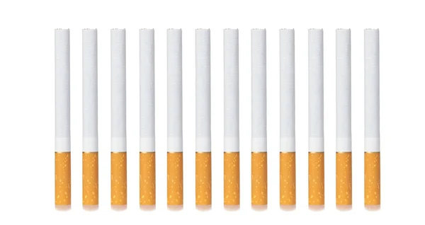 Rad av cigaretter — Stockfoto