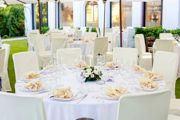 Mise Posto Una Tavola Rotonda Evento Matrimonio — Foto Stock