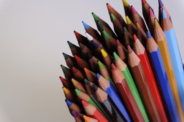 Renkli kalemler
