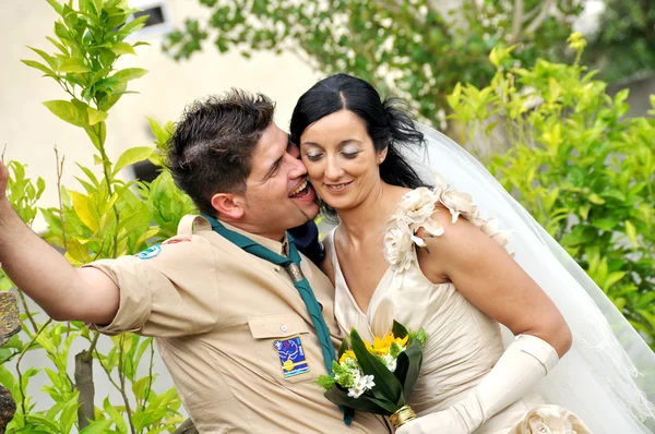 Casal casal no dia do casamento — Fotografia de Stock