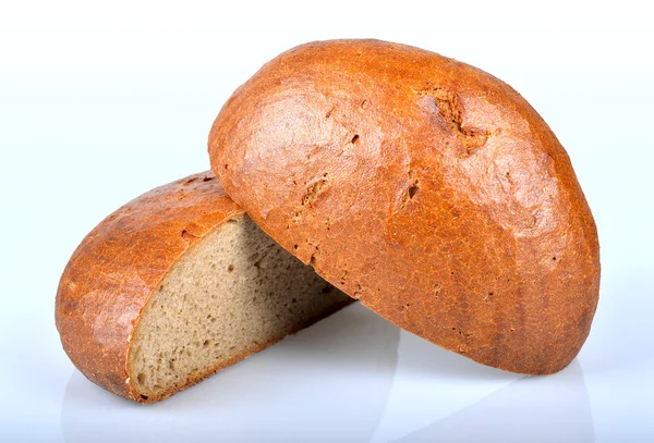 Pão de centeio saboroso na mesa — Fotografia de Stock