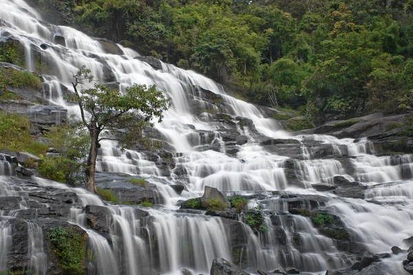 Cascadas Mae Ya . — Foto de Stock