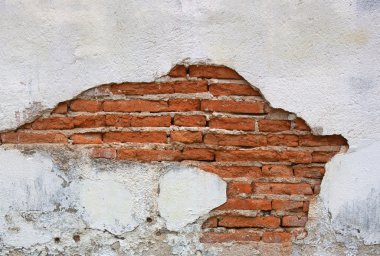 eski tuğla duvara dağıldı