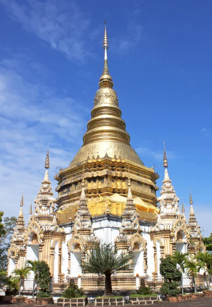 Buddhistiska platser för tillbedjan — Stockfoto