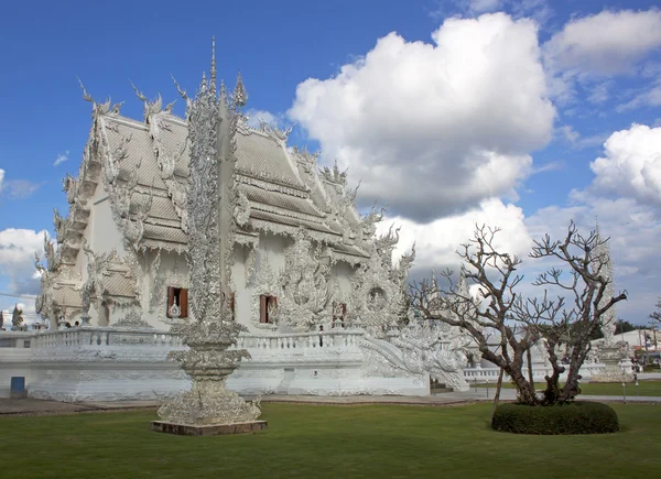 Wat Rong Khun. – stockfoto