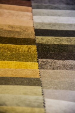 Farklı renklere yakın çekim kumaş dokusu