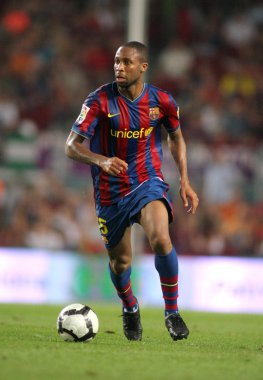 Futbol club barcelona oyuncusu seydou keita