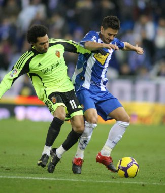 Zaragoza ile Marquez (R)-in Espanyol flama (L)