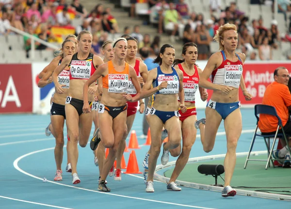 Competidores de 1500m Mujeres — Foto de Stock