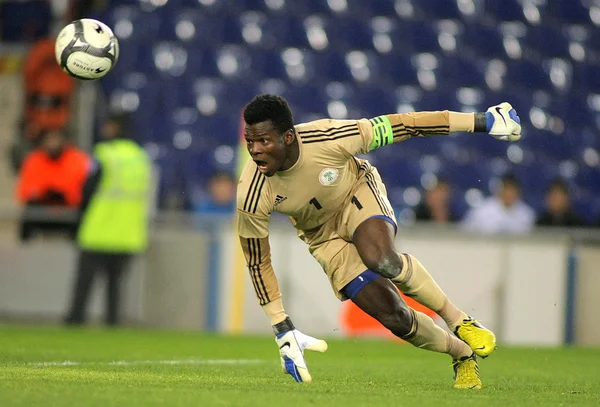 Nigerian goalkeeper Chigozie Agbim — Stock Photo, Image