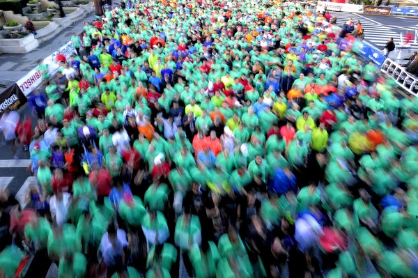 Runners on start of 87th Jean Bouin — Stock Photo, Image