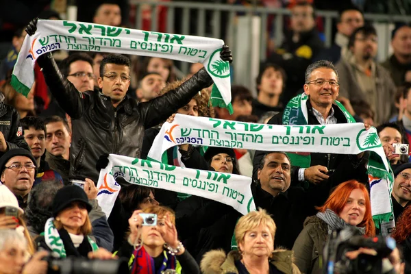 Maccabi Haifa F.C. seguidores en Barcelona —  Fotos de Stock