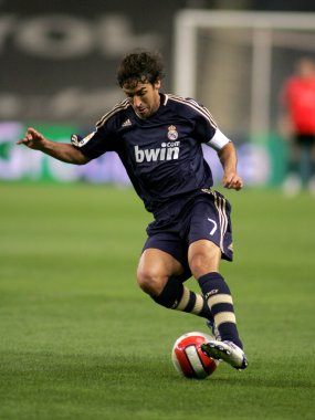 Raul gonzalez real Madrid