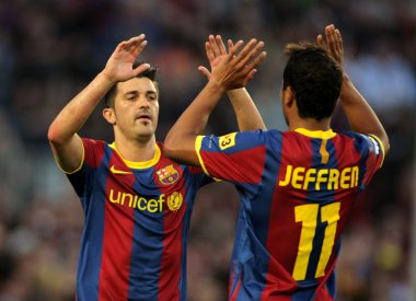 Villa ve jeffren Barcelona gol kutluyor
