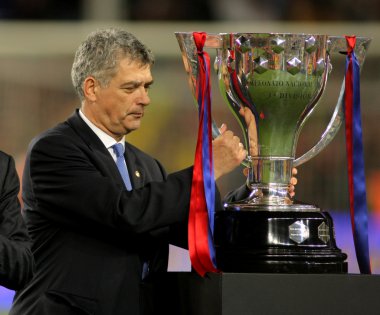 Angel maria villar İspanyol Futbol Federasyonu Başkanı