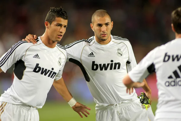 Karim Benzema (R) y Cristiano Ronaldo (L ) — Foto de Stock