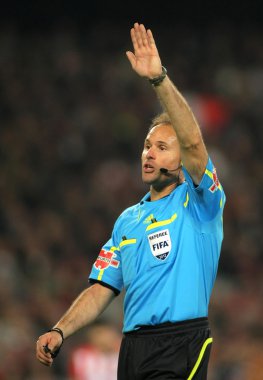 Hakem mateu lahoz