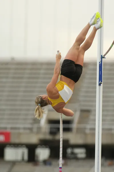 Pole Vault — Stock Photo, Image