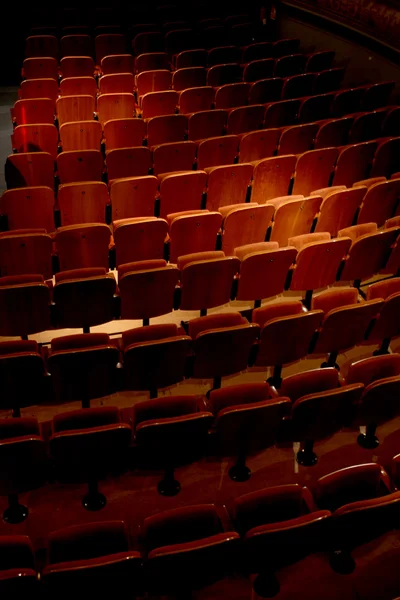 Chaises dans un théâtre — Photo