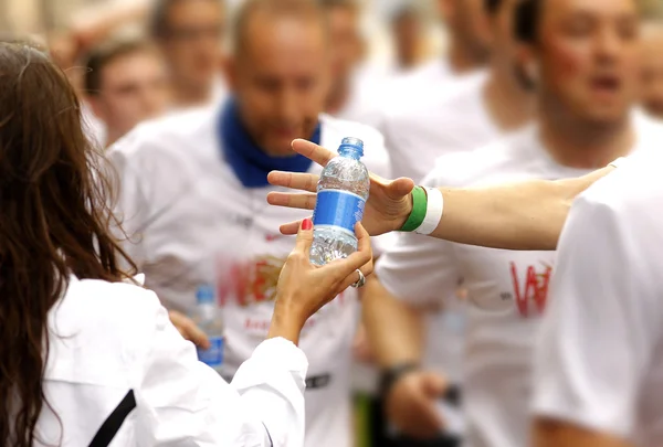 Refrescamento da corrida — Fotografia de Stock