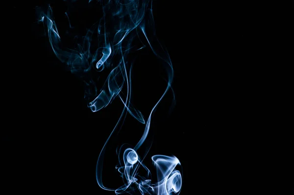 Füst Egy Fekete Háttér — Stock Fotó