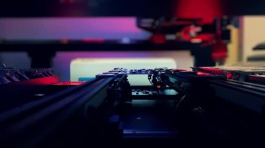 Otomatik PCB Assembly Machine: SMT Seç ve Yerleştirme Süreci 