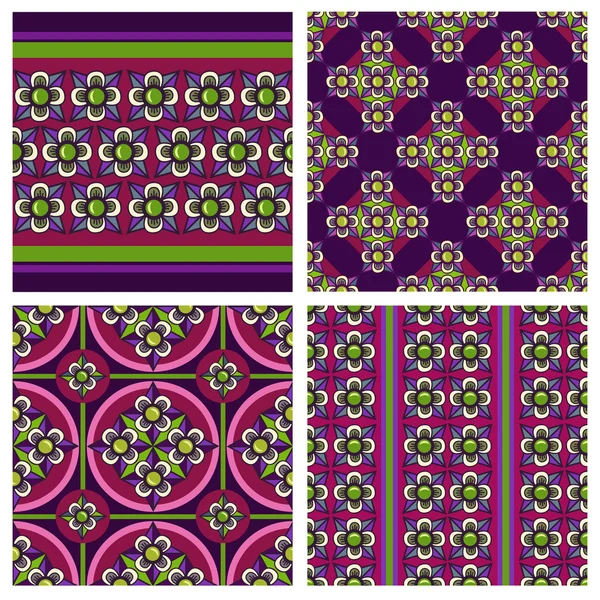 Set mit 4 violetten Ornamenten florale Muster — Stockvektor