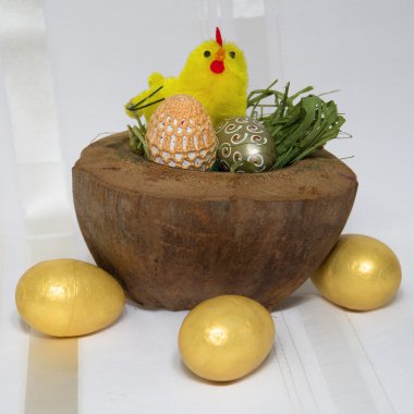 Hindistan cevizi kabuğu Paskalya dekorasyon