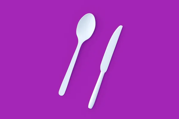 Weißer Löffel Und Messer Auf Violettem Hintergrund Darstellung — Stockfoto