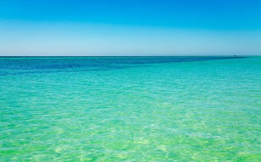 Yapılan bu güzel adanın tuşlarının, Canon 5 d ile Usa.Shot Mark III ve düşük ISO, hafifçe güzel manzara ve ışık yararlanarak için işleme maruz kalma.