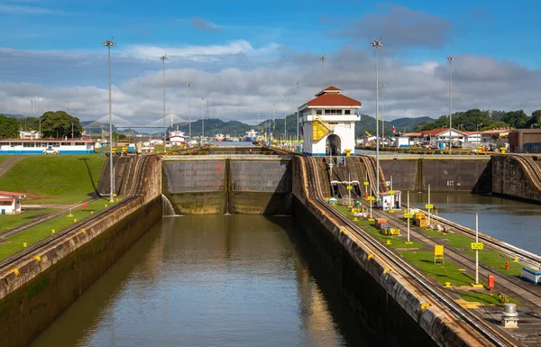 Doğu Lane Deki Miraflores Kilitleri Manzarası Dev Kilitler Panama Kanalı — Stok fotoğraf