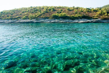 Hırvatların güzel kayalık plajı