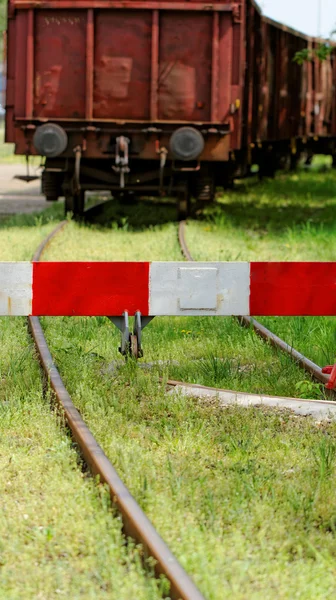 Belemmering voor de railroad tracks — Stockfoto