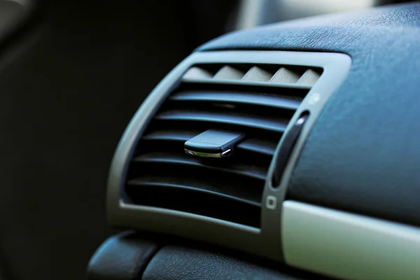 Aire acondicionado en coche compacto — Foto de Stock