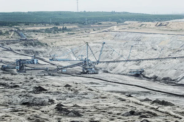 Coal mining in an open pit — Stock Photo, Image