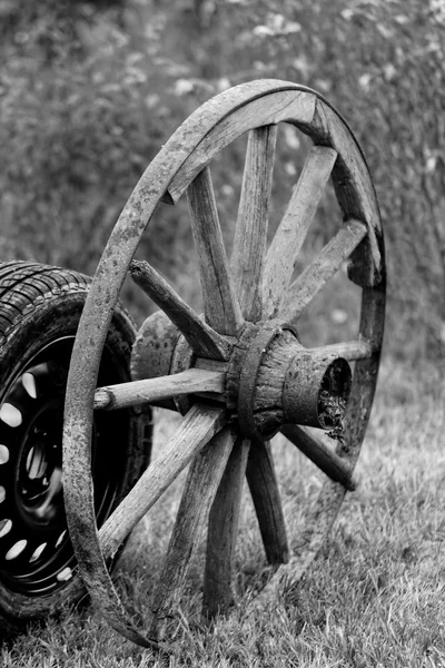 New and old wheel — Stock Photo, Image