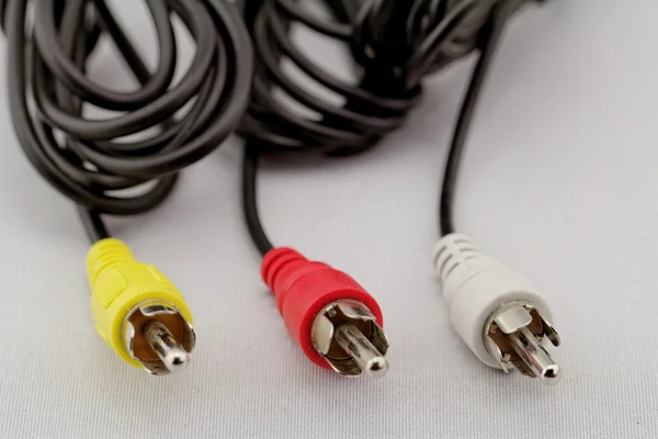 Drie rca-kabel en stekker — Stockfoto