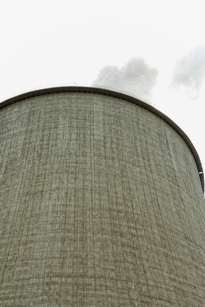 発電所の冷却塔 — ストック写真