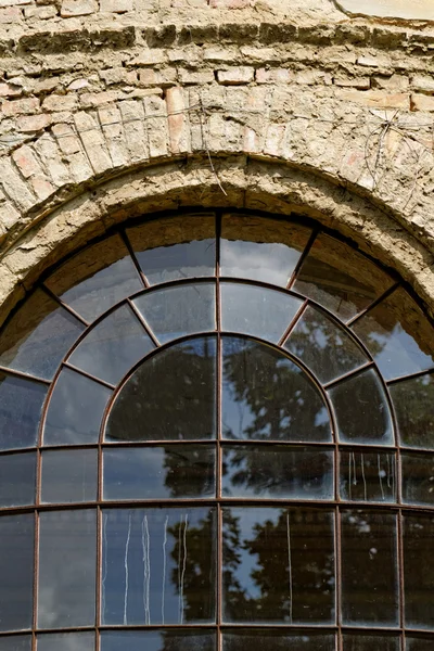 Old window — Stock Photo, Image