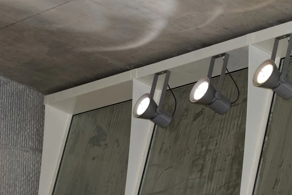 Endüstriyel ışıklar