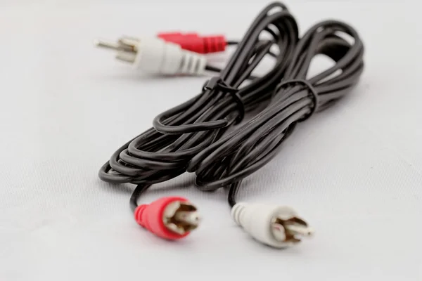 Fehér alapon audio Rca kábel — Stock Fotó